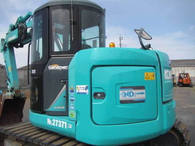 Гусеничний екскаватор Kobelco SK80UR-6E.