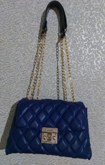 Стильная женская стеганая сумка