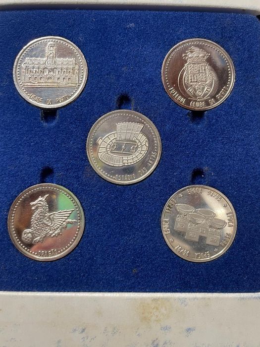 Moedas em prata comemorativa Tetra FCP