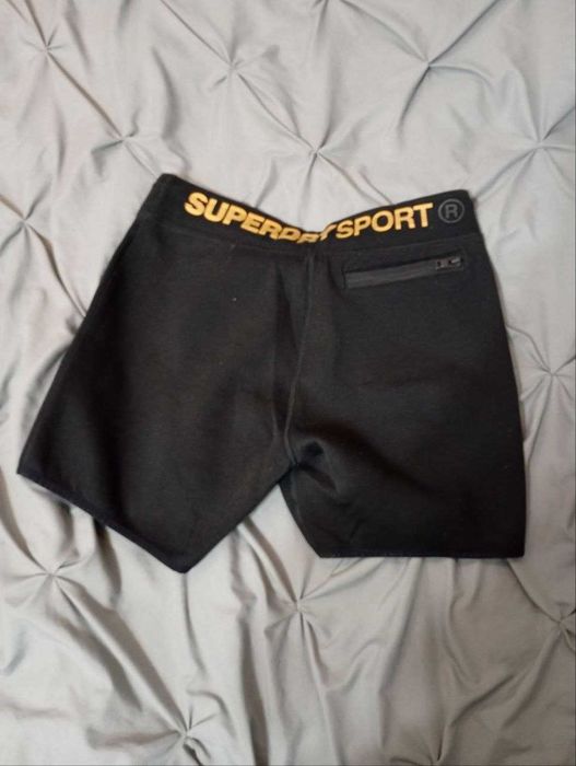 Утепленные спортивные унисекс шорты с карманами для мужчин и женщин