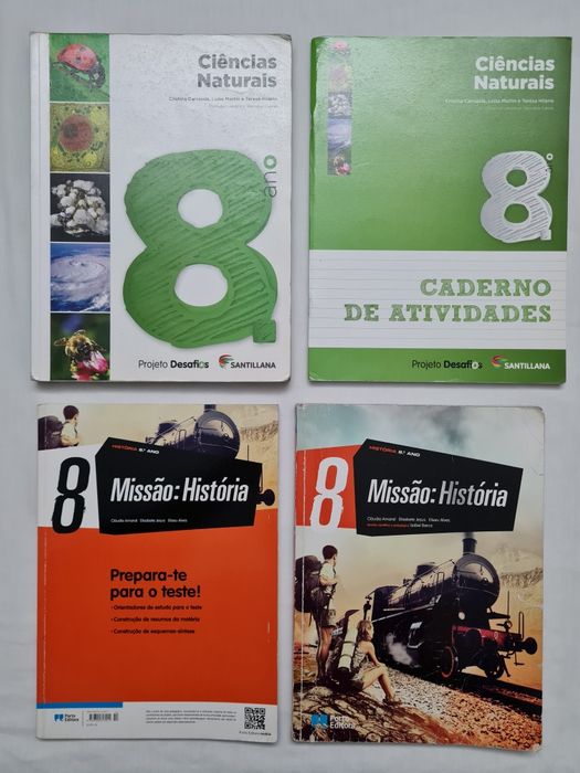 Livros 8°ano mots-clés, hotspot, descoberta planeta azul, GPS, matemat