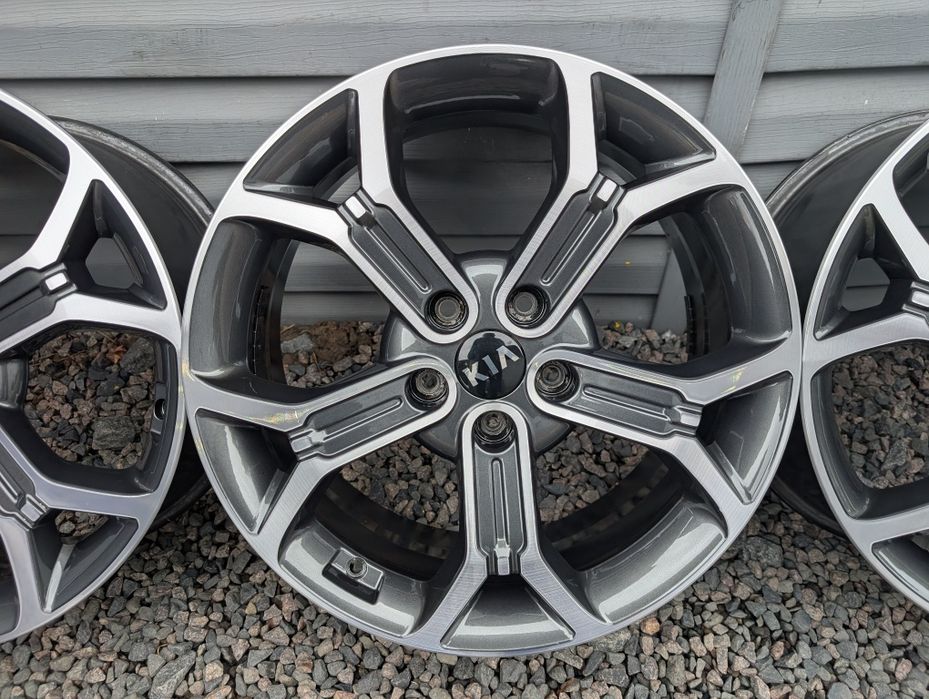 Комплект титанових дисків Kia 5/114.3 R18 5*114.3 18 ET45