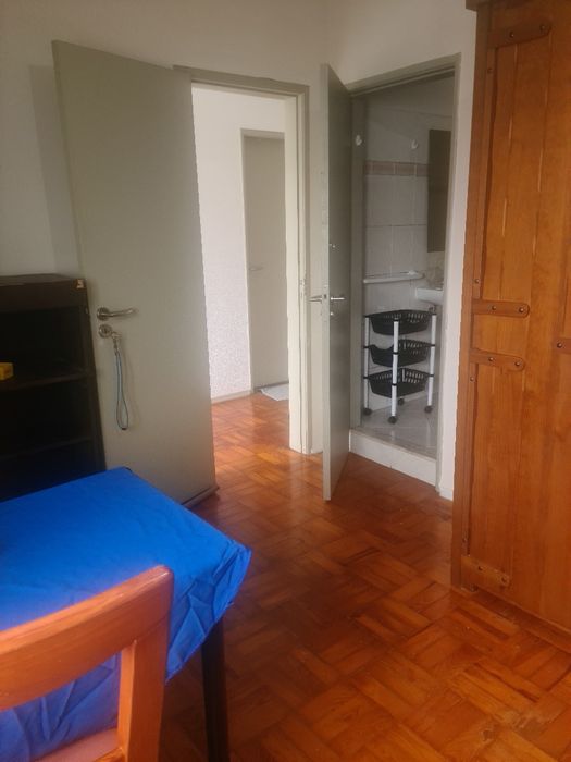 Arrendo Suíte  na  Quinta do Conde