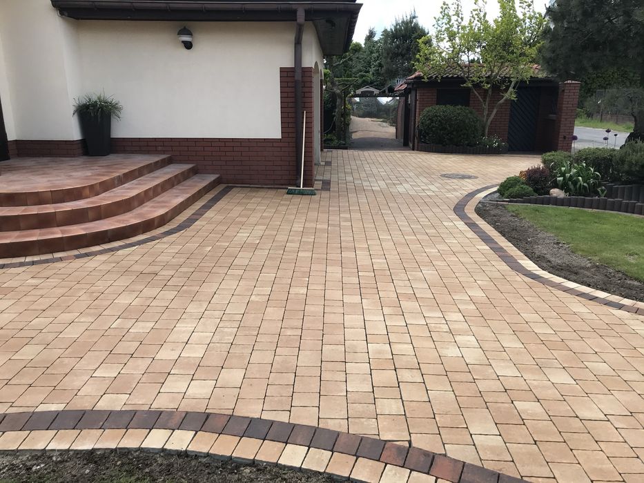 Układanie kostki brukowej schody taras chodnik droga koparka kostka