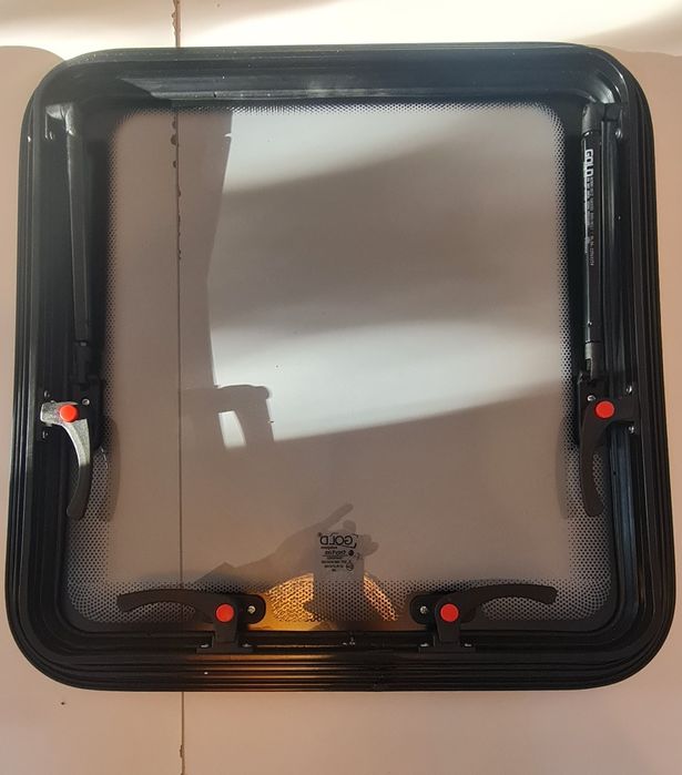 Nowe okno do kampera przyczepy 50x50cm zestaw moskitiera roleta