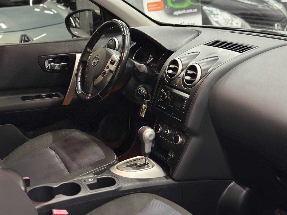 Продам NISSAN QASHQAI 2011 року