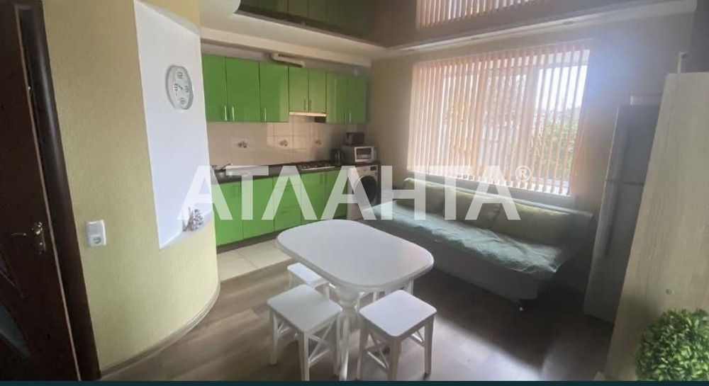 Дом в Кошарах с ремонтом и документами