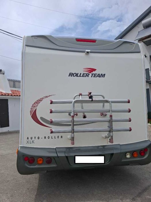 Autocaravana cama central