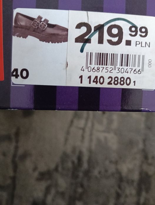 Buty dziewczęce Wednesday rozm.40  eleganckie