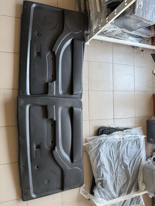 Обивка дверей НИВА 2121 21213 21214 ВАЗ Карты дверей , обшивка