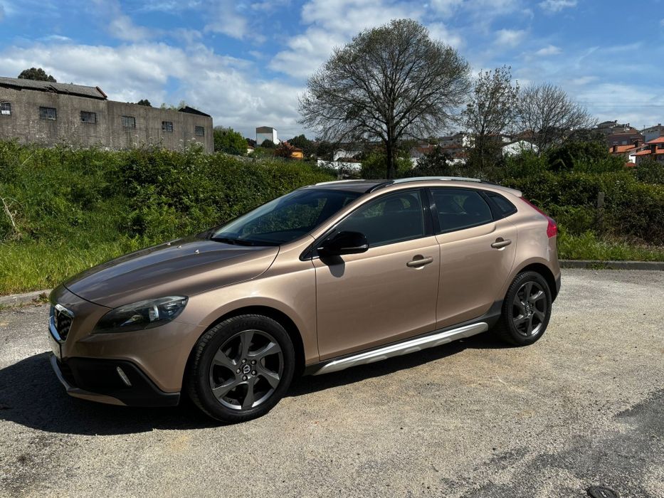 Volvo v40 D2 Cross Country