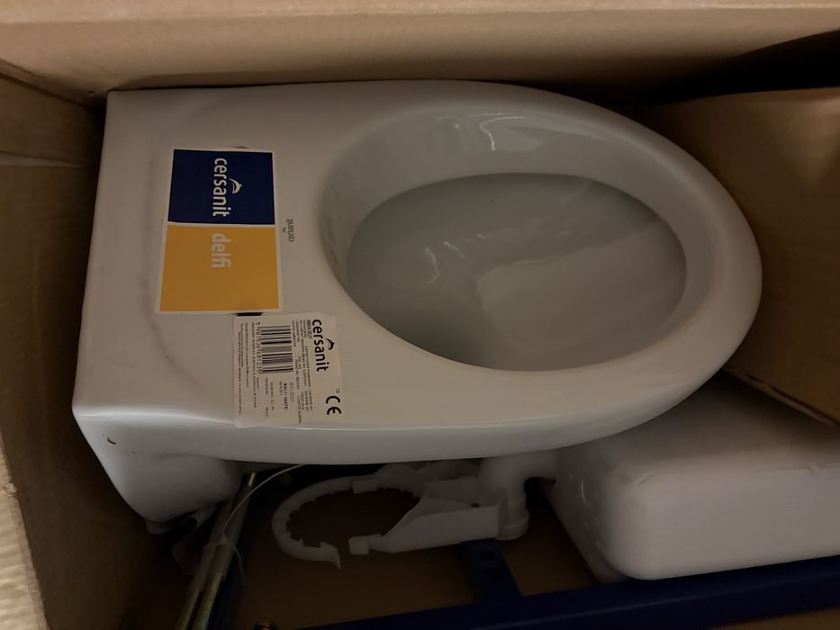 Nowy kompletny zestaw podtynkowy Cersanit