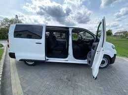 Wynajem bus 9 osobowy, niskie ceny, wolne terminy.