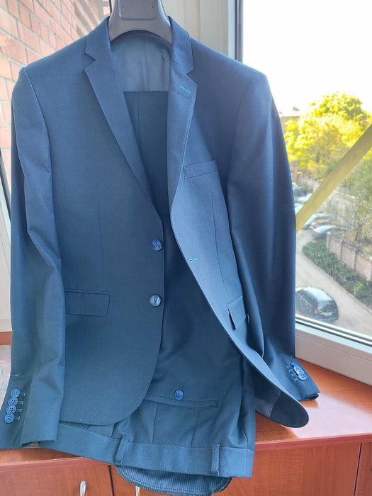 Костюм чоловічий,  Італія, майже новий