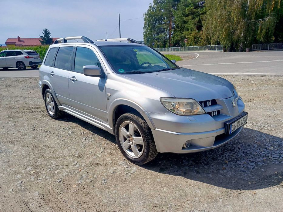Mitsubishi Outlander 2.4 B, 4x4