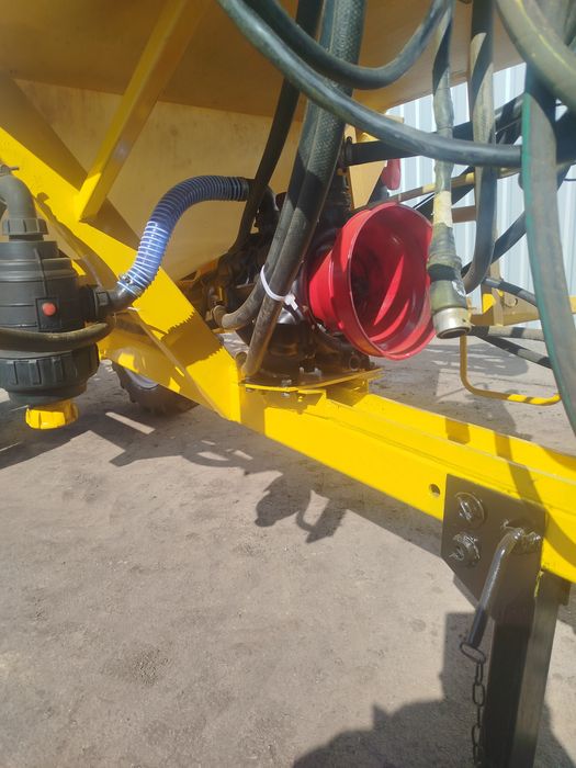 Обприскувач ОП 2000