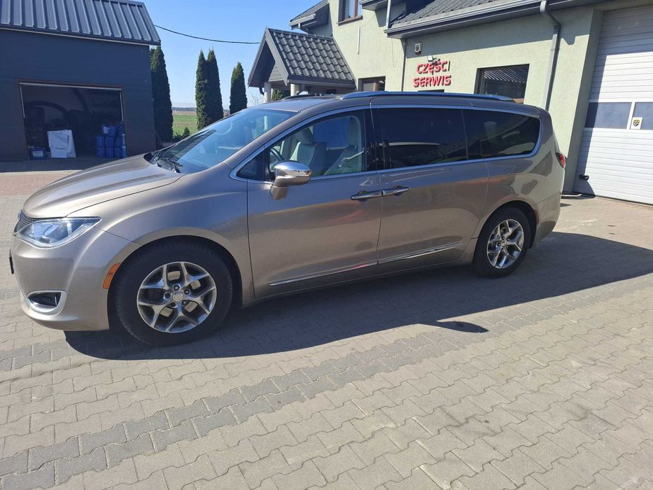 Chrysler pacyfica