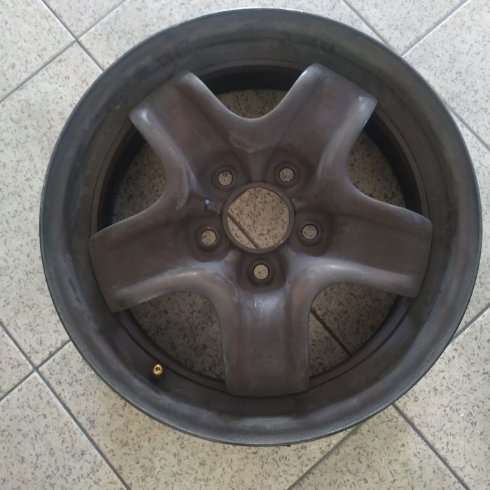 Vendo rodas em ferro