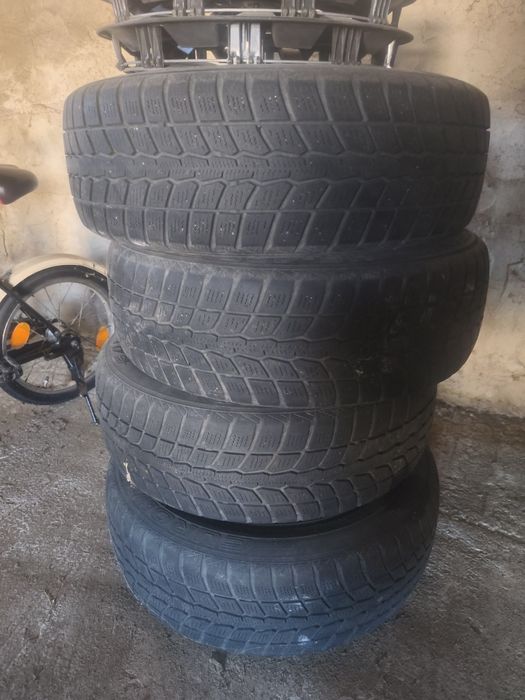 3xkomplety opon zimowe, wielosezonowe 15, 16 + kołpaki