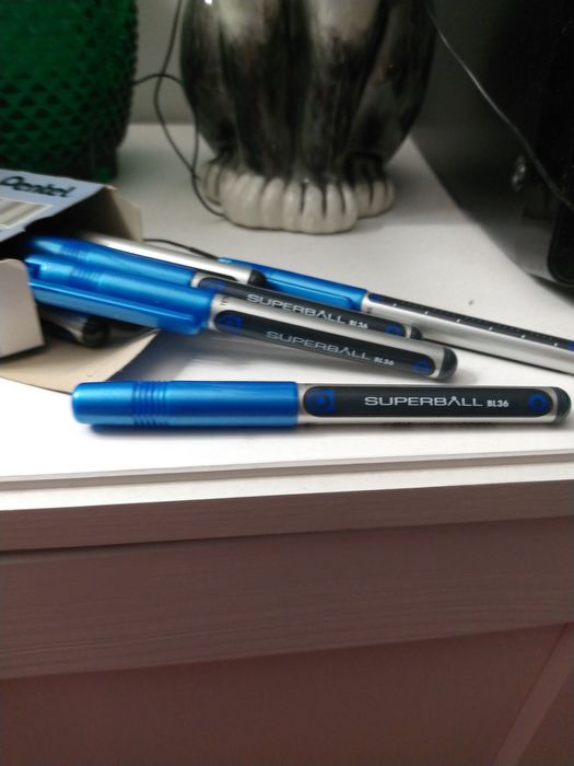 Canetas roller novas