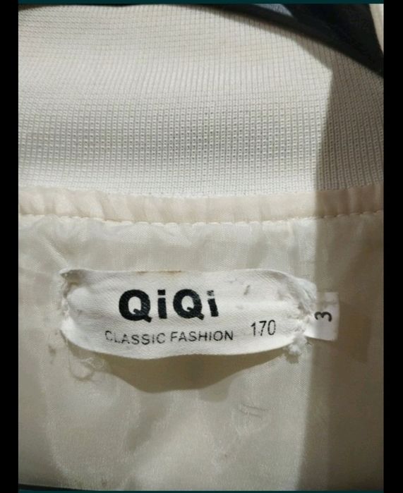 Куртка-бомбер жіноча