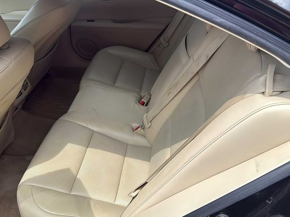 Lexus ES 350      2015