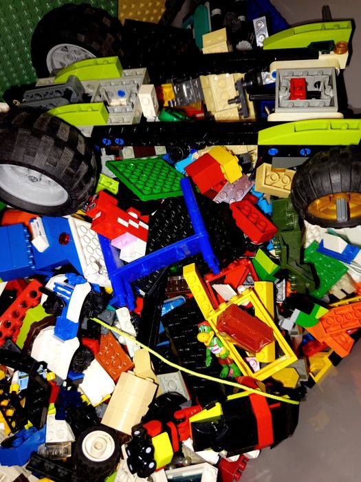 Skrzynka klocków LEGO