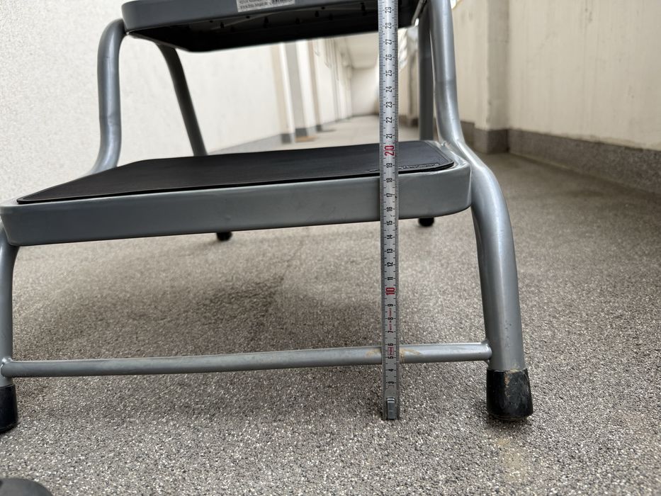 Schodki do przyczepy kempingowej marki Berger 150kg