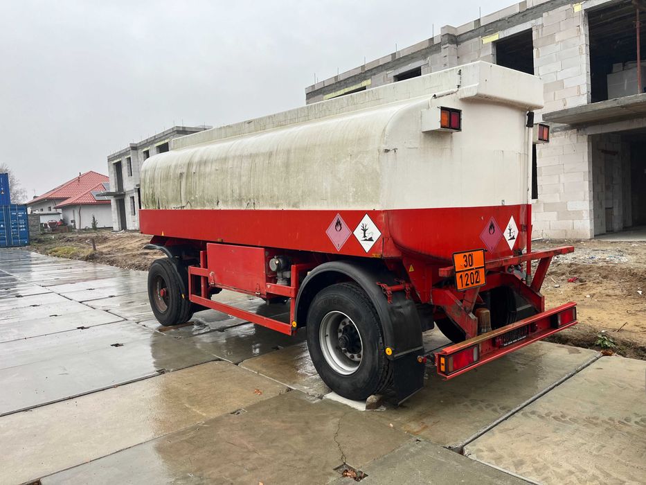 PRZYCZEPA cysterna 18700 litrów dwu osiowa