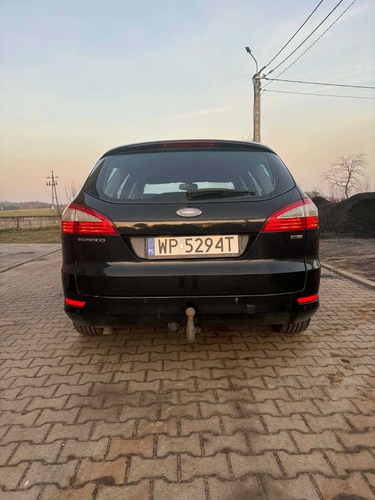 Samochód marki Ford