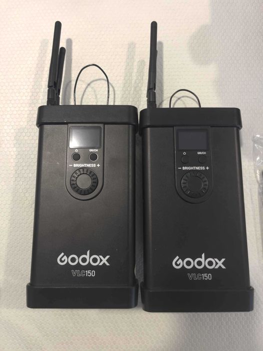 Luzes Godox VL150