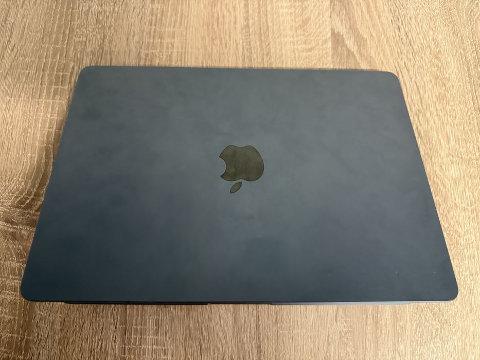 MacBook Air M2 16/256