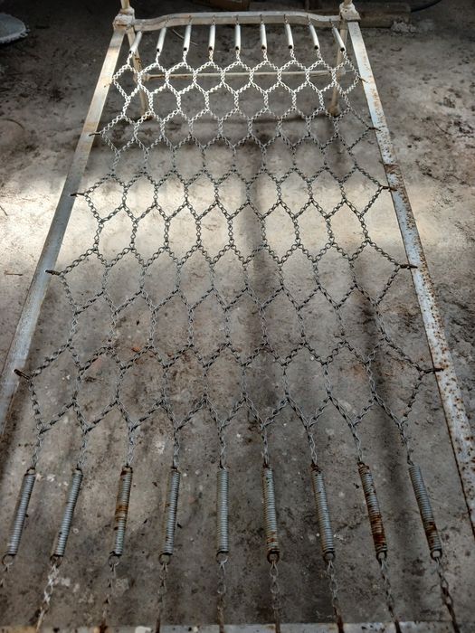Cama ferro solteiro