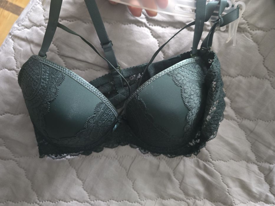 Ciemnozielony biustonosz push up, 75 C