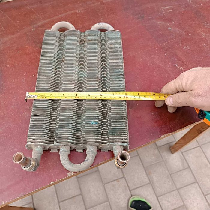 пневмо пресс круглой трубы  радиатор медный регистр   пневматический  40 Тонн