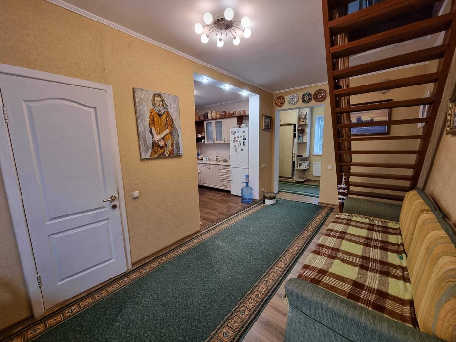 Будинок біля озера, с. Слобода Черкаського району