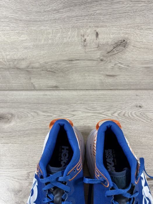 Hoka Carbon чоловічі кросівки 44 розмір