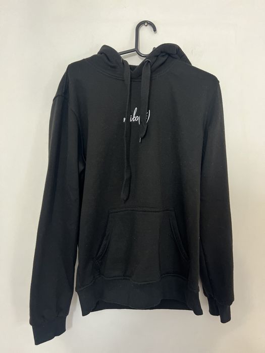 Czarna bluza z kapturem Milo(ść)