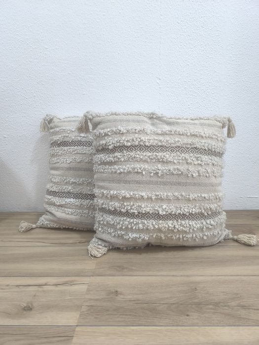 Almofadas 60x60.