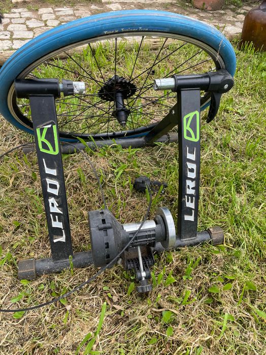 Rolo de treino e roda