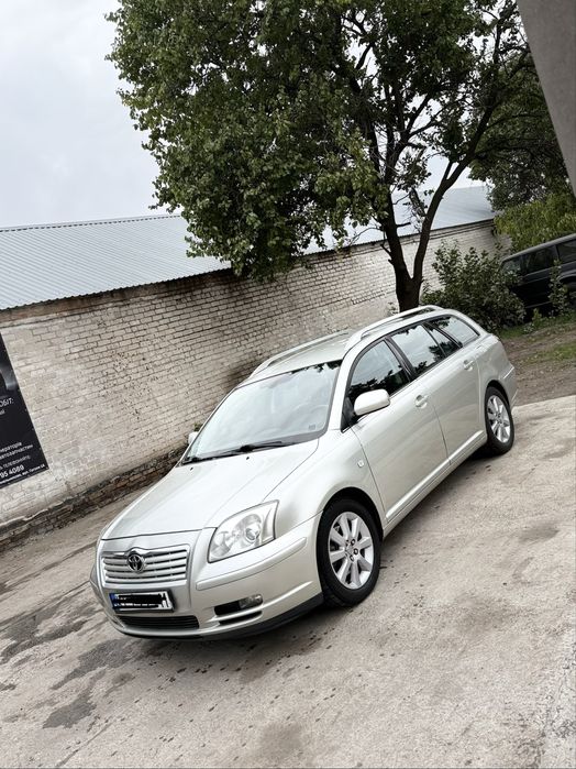 Продам Toyota Avensis
