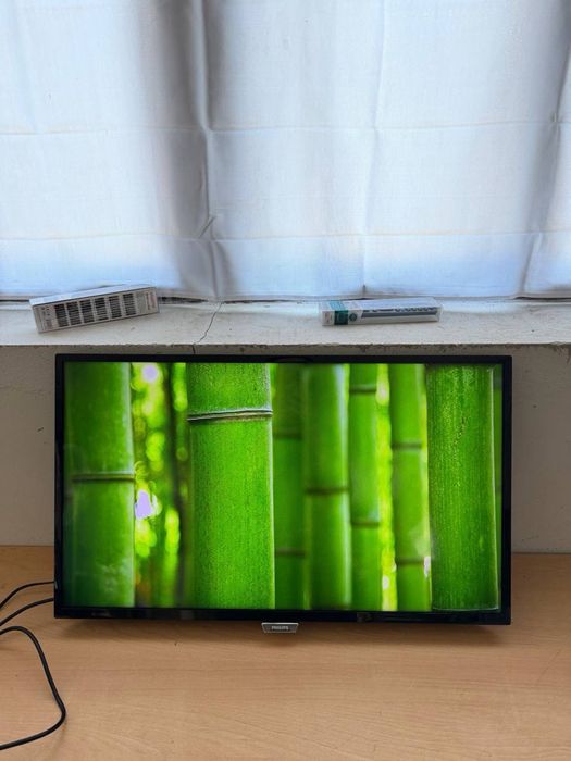 Телевізор Philips — 32″ Full HD, Android і Т2