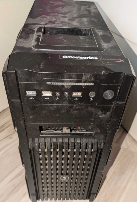 Komputer stacjonarny