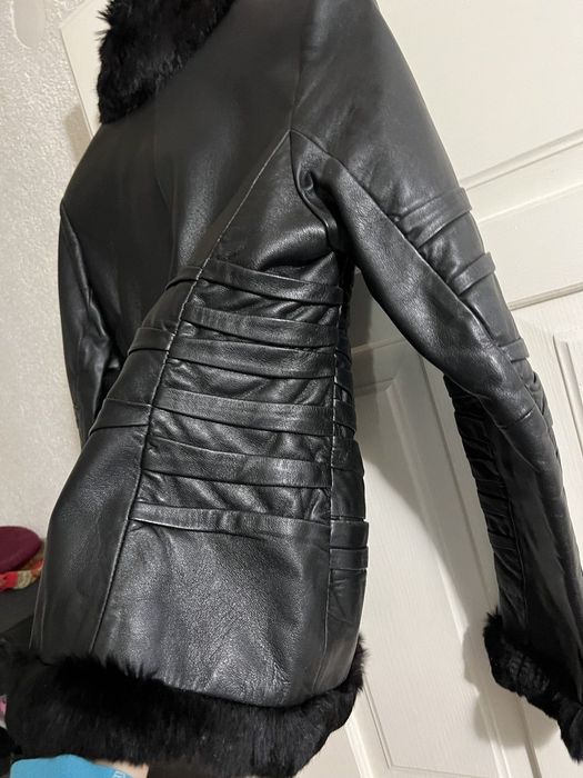 Куртка шкіряна з хутром
