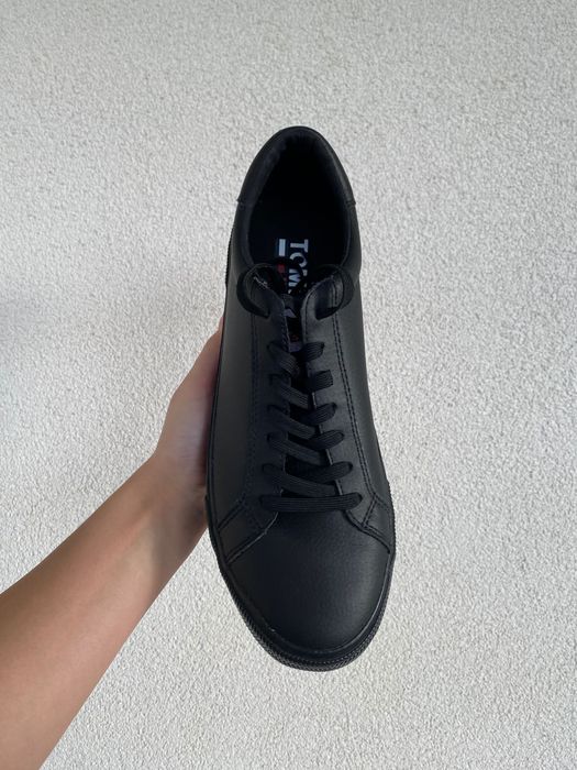 Sneakersy tenisówki trampki czarne skórzane Tommy Jeans