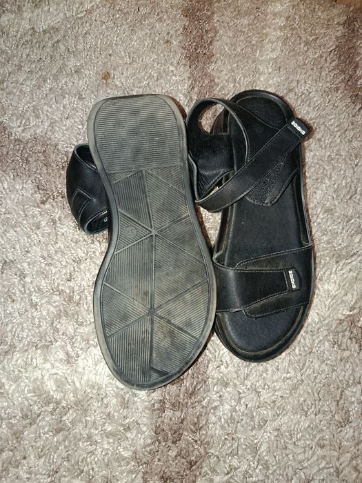 Босоніжки 37розмір