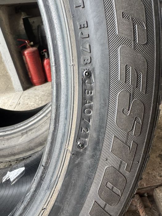 Продам 2 колеса літо Bridgestone 275/45 R20