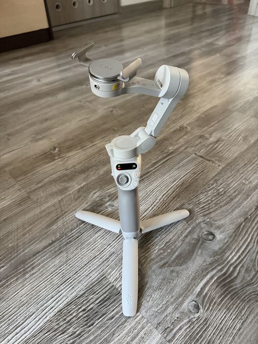 DJI  osmo Mobile SE