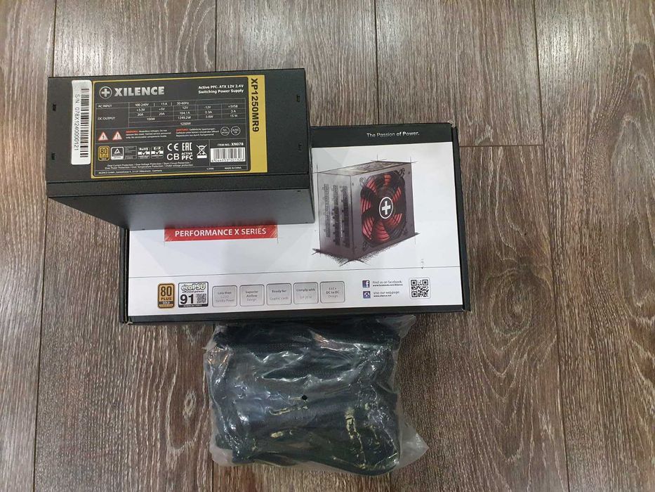 Блок живлення Xilence XP1250 MR9