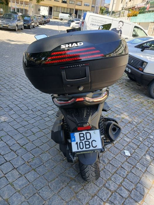 Voge  Sr4  Max T